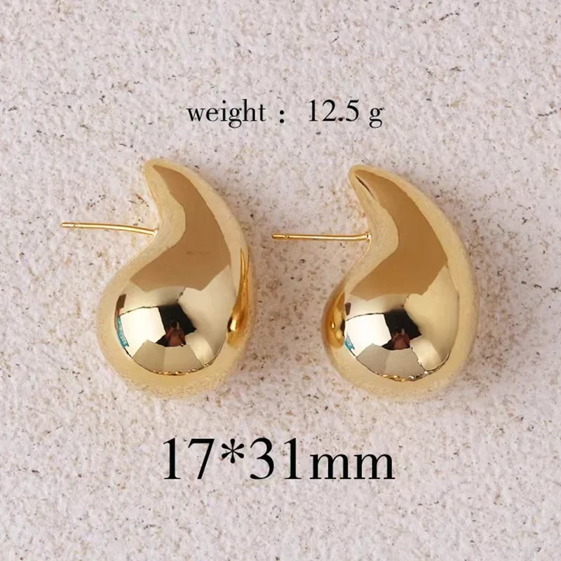 Boucles d’oreilles gouttes dorées femme