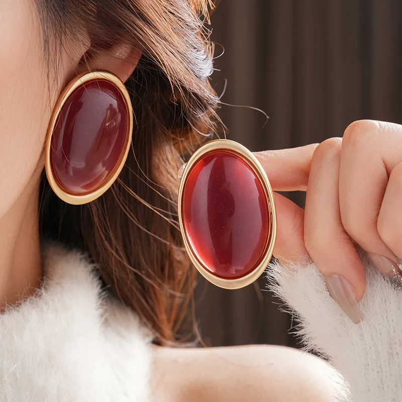 Grosses boucles d’oreilles rondes vintage rouge vin