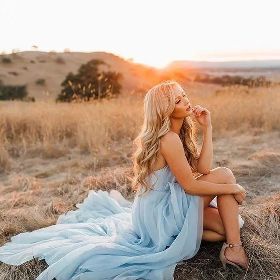 Robe de mariée Boho en mousseline de soie bleu pâle sur mesure avec fente