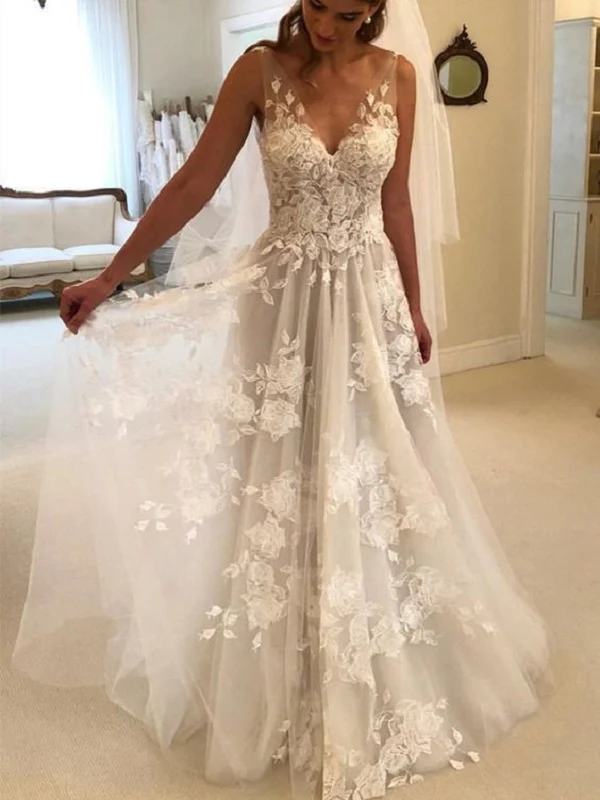 Robe de mariée trapèze florale en dentelle à col en V et romantique populaire