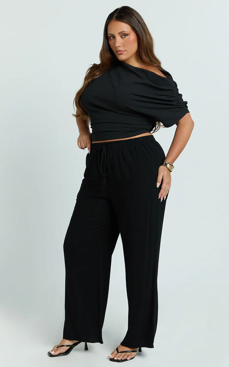 Kala Pants - Mid Waisted Relaxed Elastic Waist Pants in Black
