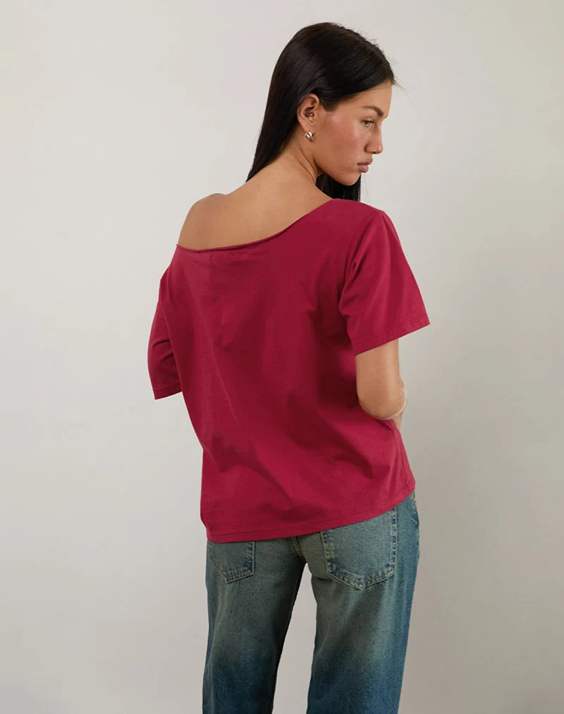 Scottie Slouchy Tee in Adrenaline Red with Overthinking Graphic (T-shirt souple Scottie en rouge adrénaline avec graphique Overthinking)