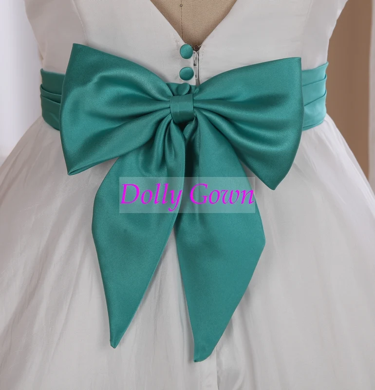 Robe de mariée longueur thé dos nu des années 50 avec manches | Robe de mariée courte vintage avec dos en V profond et poches