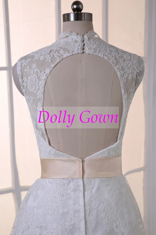 Robe de mariée courte en dentelle longueur genou avec dos ouvert | Robe de mariée courte en dentelle