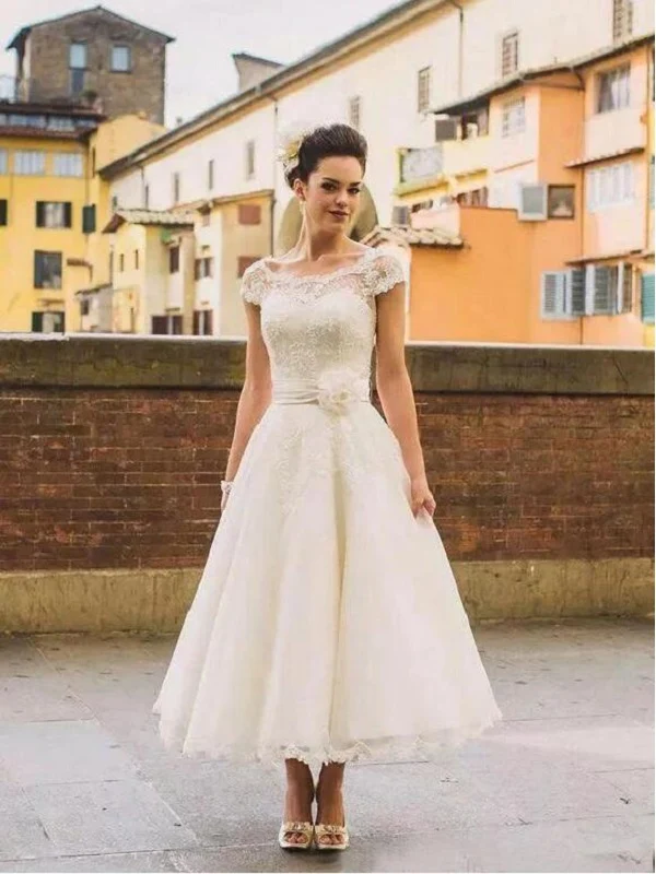 Country Style Cap Manches Années 50 Dentelle Thé Longueur Robe de Mariée | Robe de mariée pin-up Rockabilly