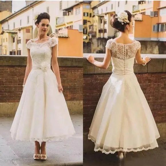 Country Style Cap Manches Années 50 Dentelle Thé Longueur Robe de Mariée | Robe de mariée pin-up Rockabilly