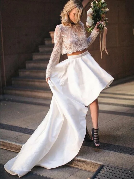Robe de mariée deux pièces abordable avec haut en dentelle à manches longues et jupe Hi-Lo