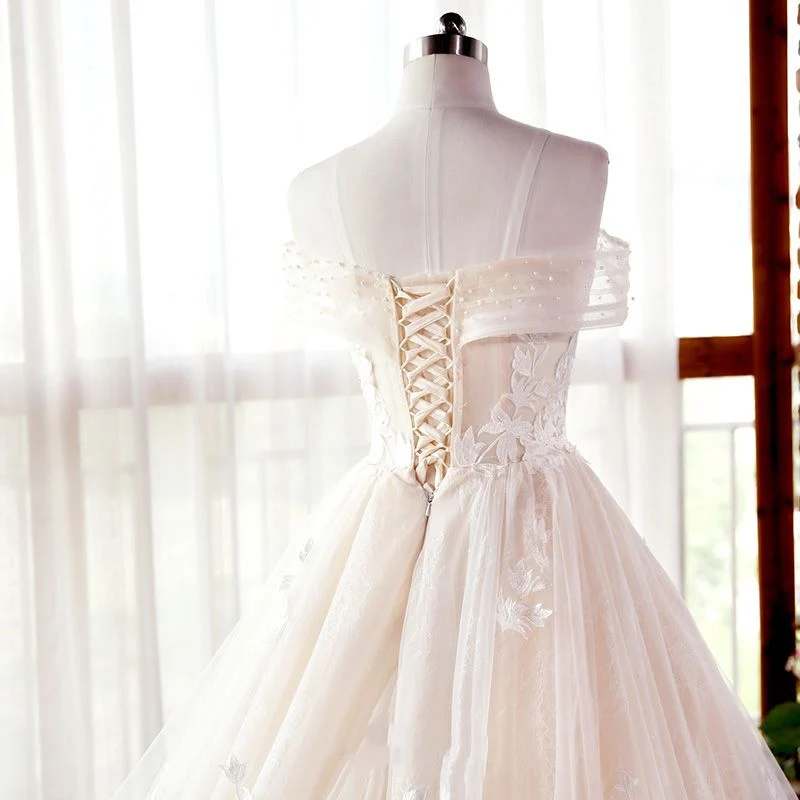 Luxe Champagne dentelle épaules dénudées Poofy robe de bal pour mariage robe de mariée bouffante 20082203
