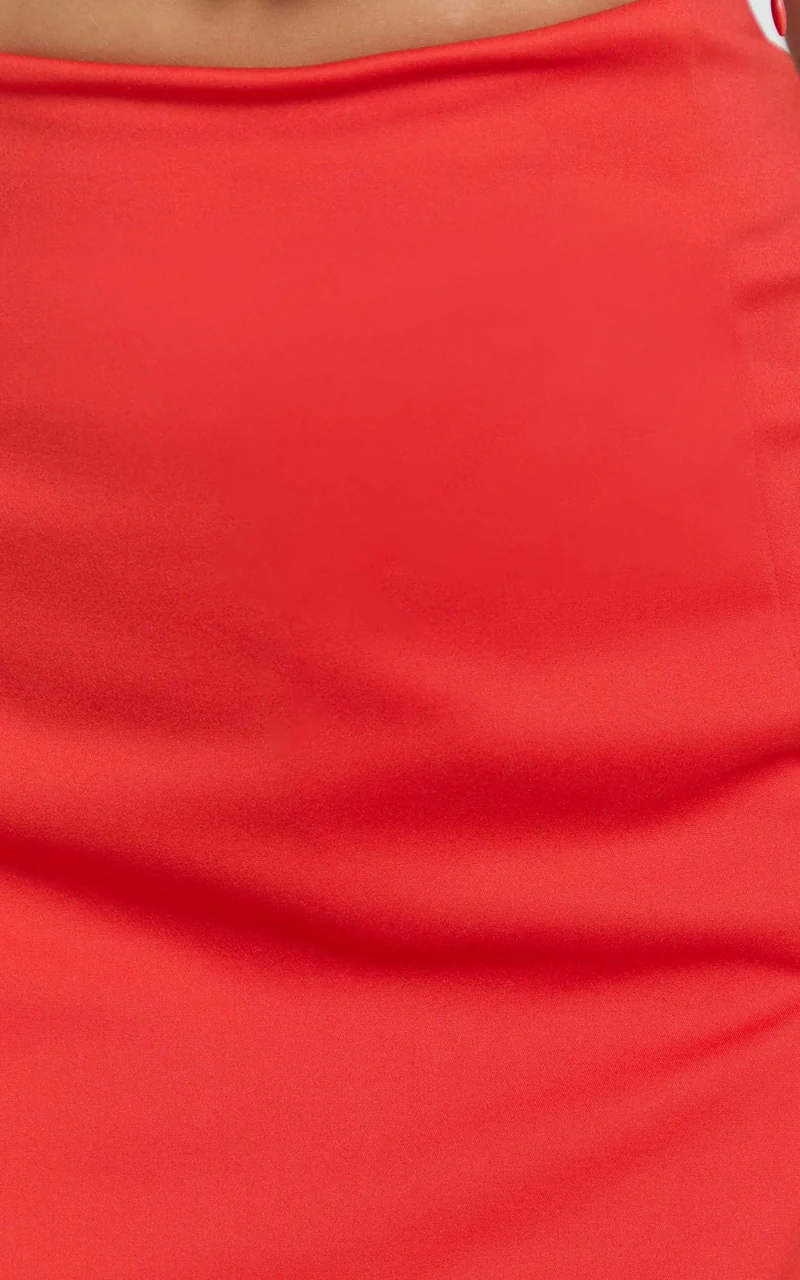 Romy Skort - Fitted Split Leg Skort in Red