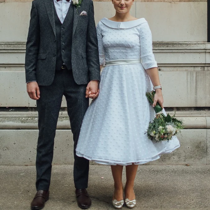 Style campagnard col rond à pois longueur thé Pin Up robe de mariée des années 50 avec manches