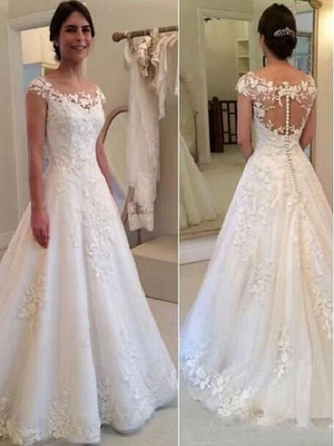 Robe de mariée rustique à col rond en dentelle