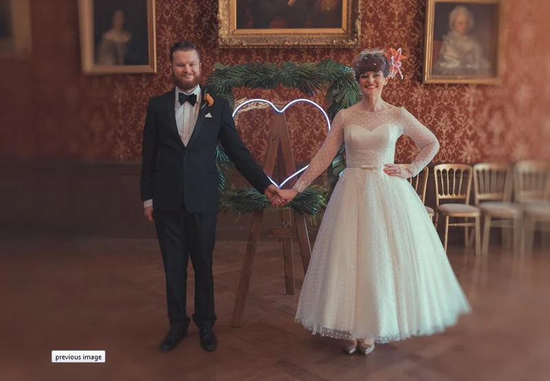 Robe de mariée Vintage à manches longues en dentelle à pois, Style années 50, longueur thé, robe de mariée courte de campagne