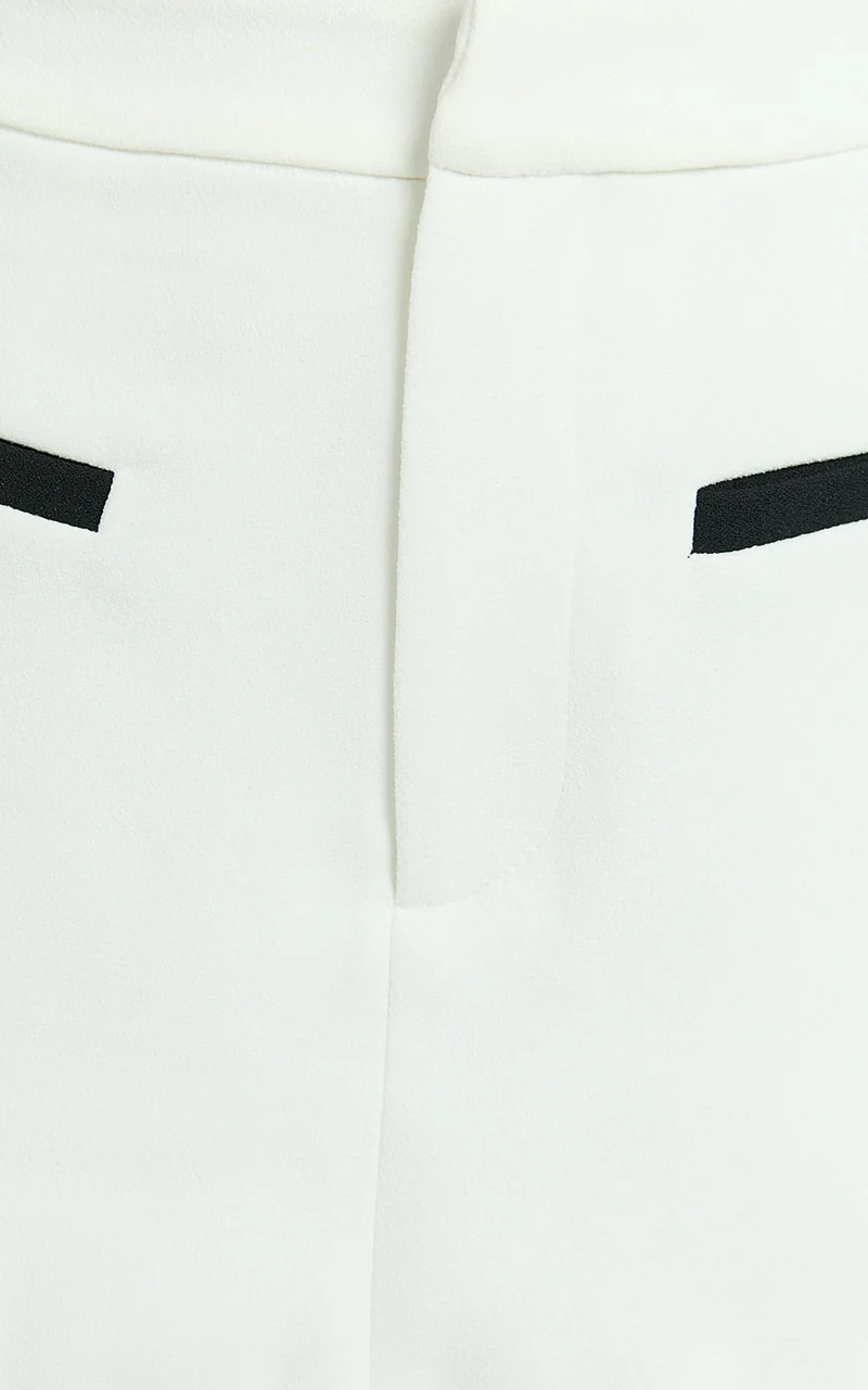 Berkley Skort - Contrast Trim Front Pocket Skort in White