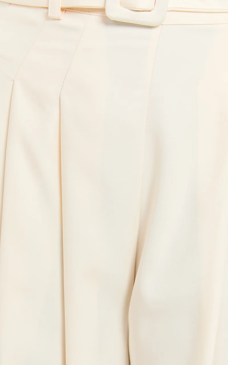 Amalie The Label - Raquelle Pleated Wid Leg Belted Pant in Ivory