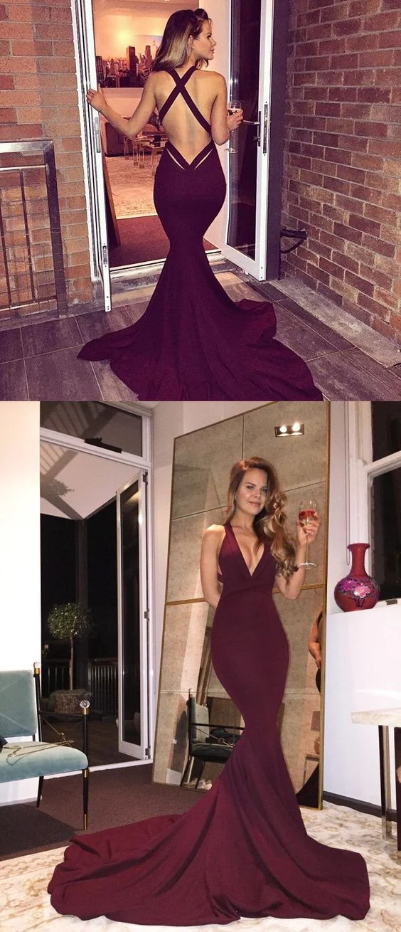 Robe de bal ajustée bordeaux à décolleté en V et décolleté sirène
