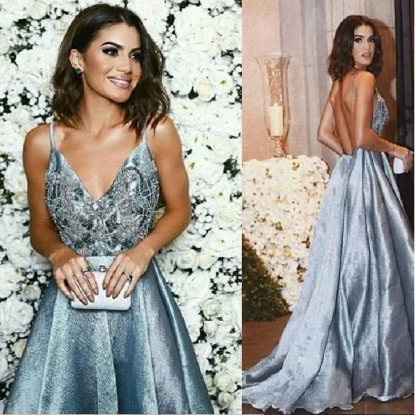 Robe de bal bleu poussiéreux dos nu avec perles et bretelles spaghetti