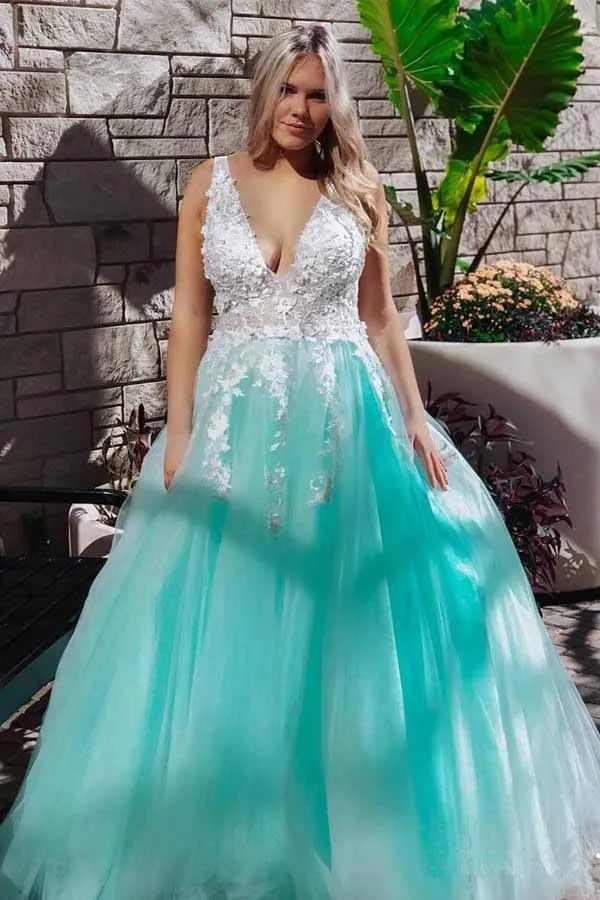 Robe de princesse en tulle lavande, décolleté plongeant en V, robe de bal bouffante
