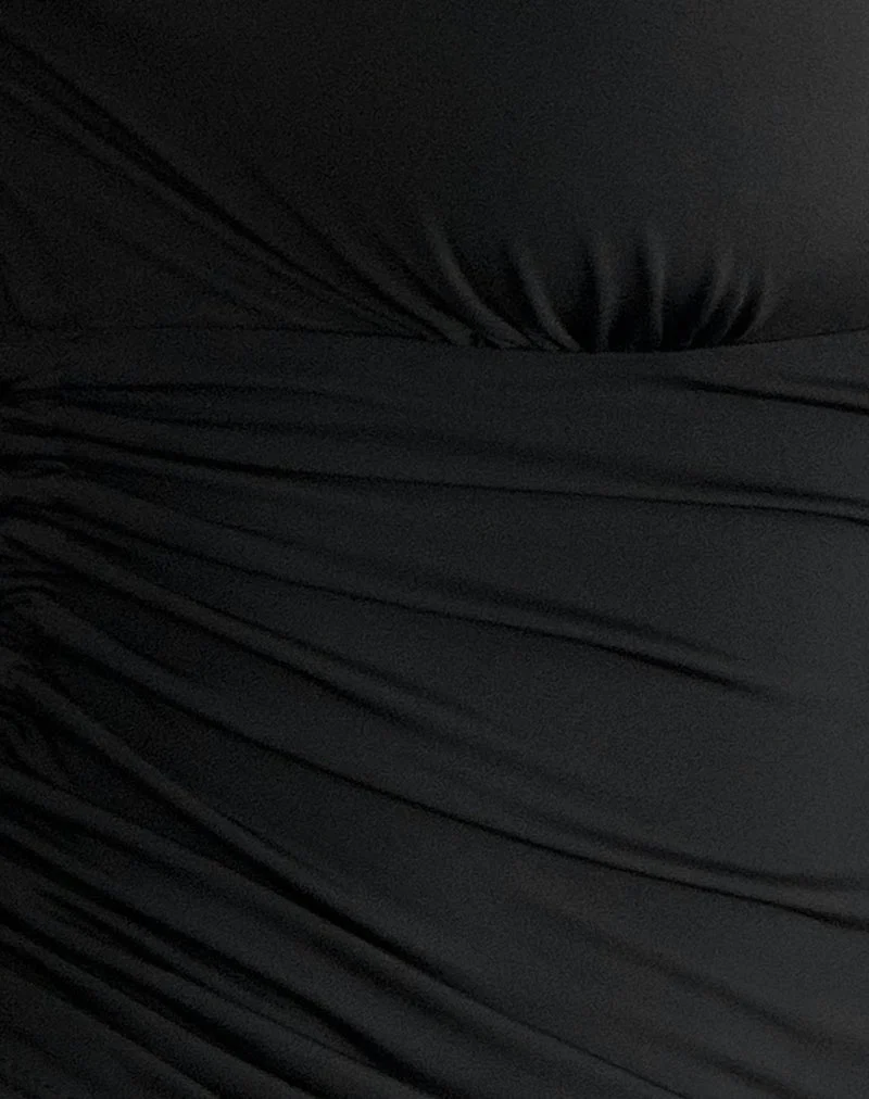 Lindka Plunge Assymetric Top in Slinky Black (Top assymétrique plongeant)