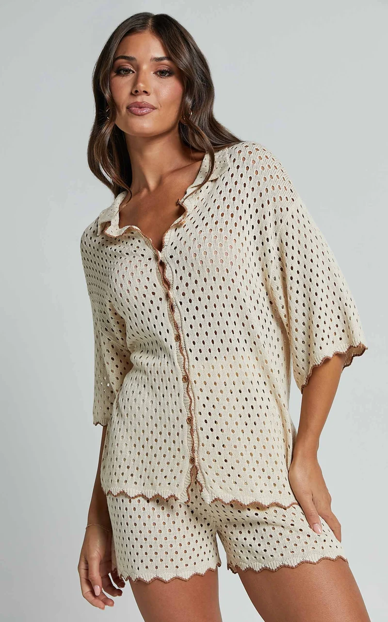 Caja Short - Wavy Hem Detail Knit Shorts in Nutmeg/Shell