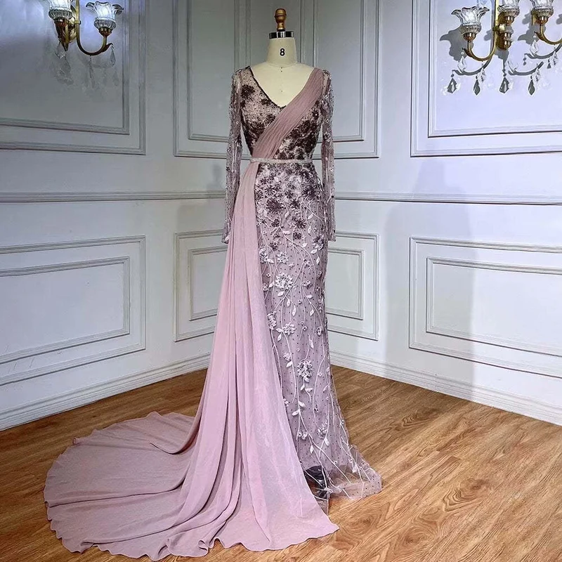 Robe de soirée rose à manches longues en mousseline de soie et dentelle perlée