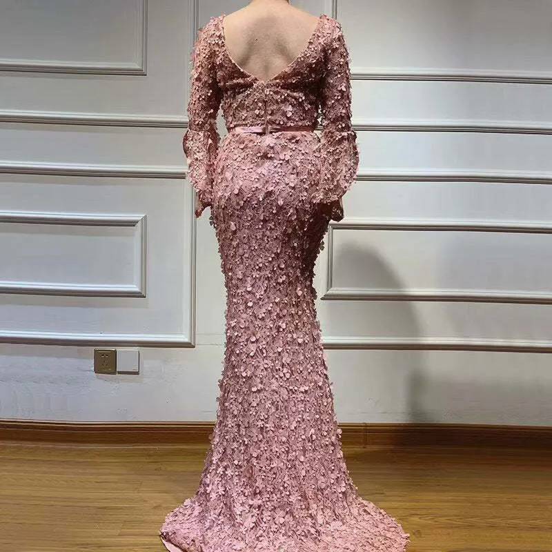 Robe de bal sirène rose poudré à col en V et manches longues avec appliques