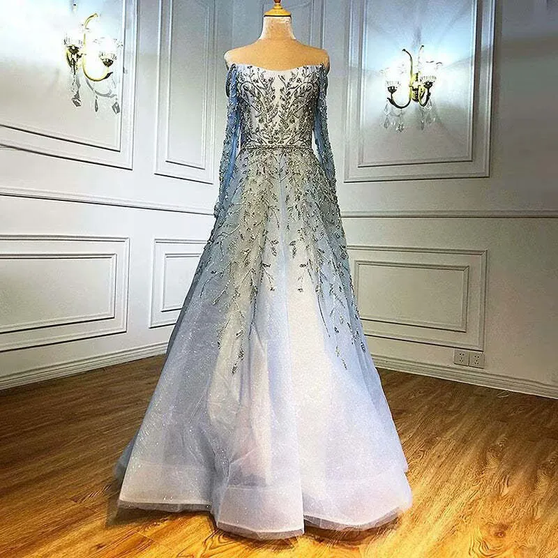 Robe de bal élégante à paillettes et appliques, manches longues, col en V, coupe trapèze