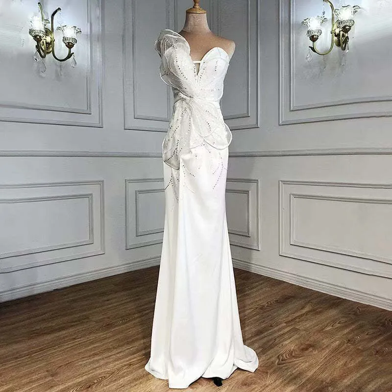 Robe de bal sirène blanche élégante et longue, fendue sur le côté, avec appliques à sequins