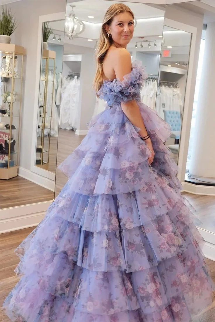 Robe de bal longue à volants et manches flottantes, élégante et imprimée