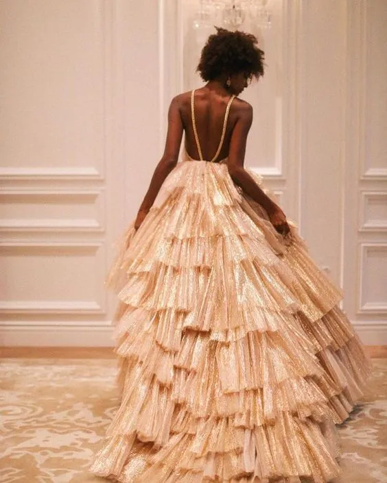 Robe de bal unique, jupe à volants, tenue de soirée formelle