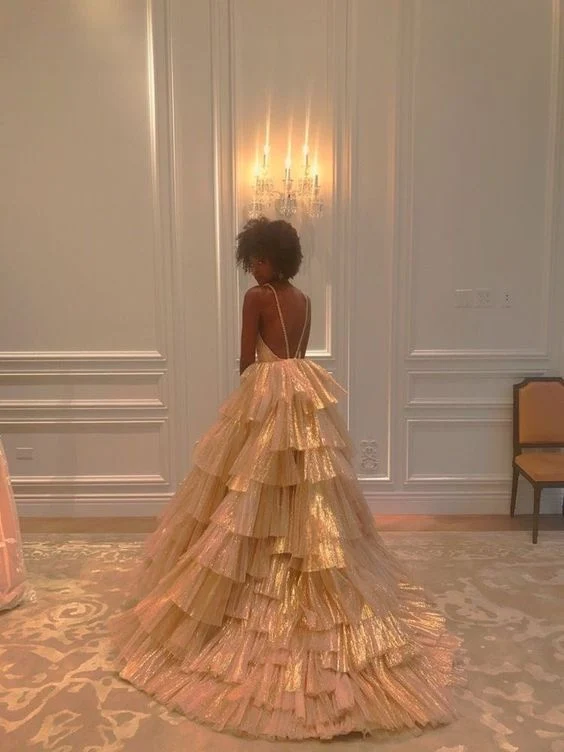 Robe de bal unique, jupe à volants, tenue de soirée formelle