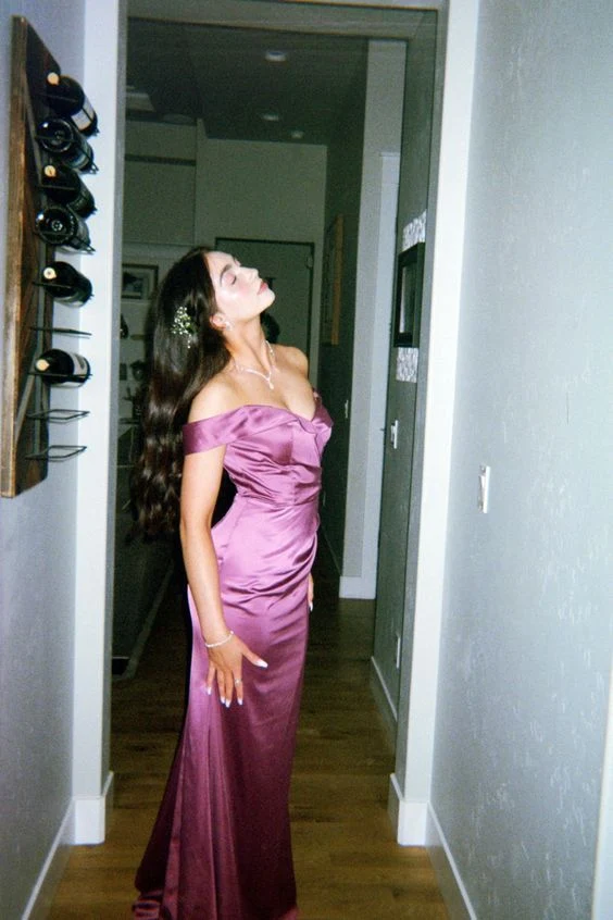 Robe de bal longue à épaules dénudées