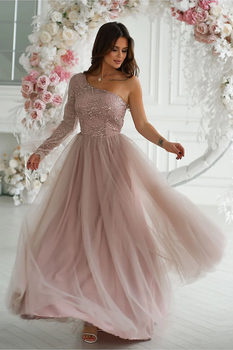 Robe de bal rose poudré
