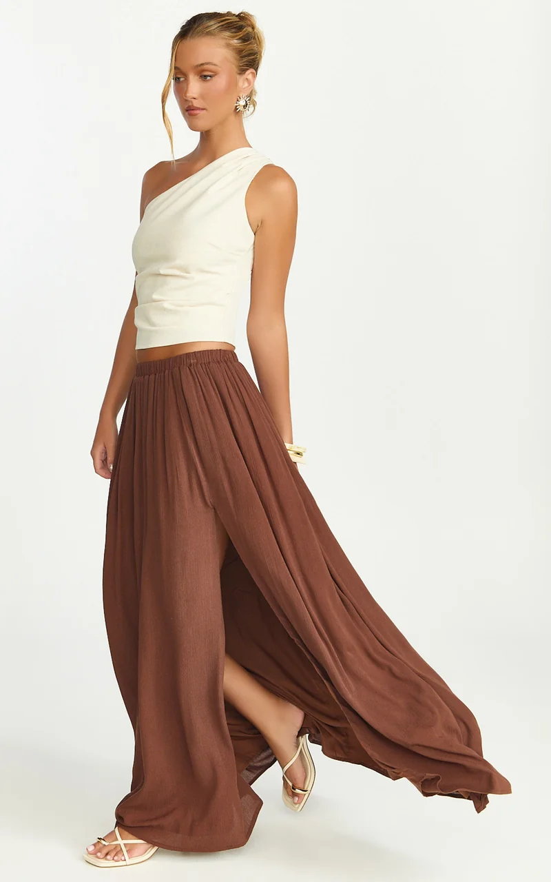 Anessa Maxi Skirt - Elastic Waist Maxi Skirt With Thigh Split in Mocha