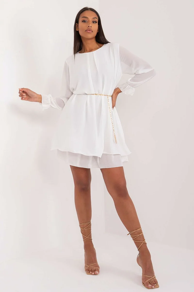 Robe de cocktail blanche fluide manches longues