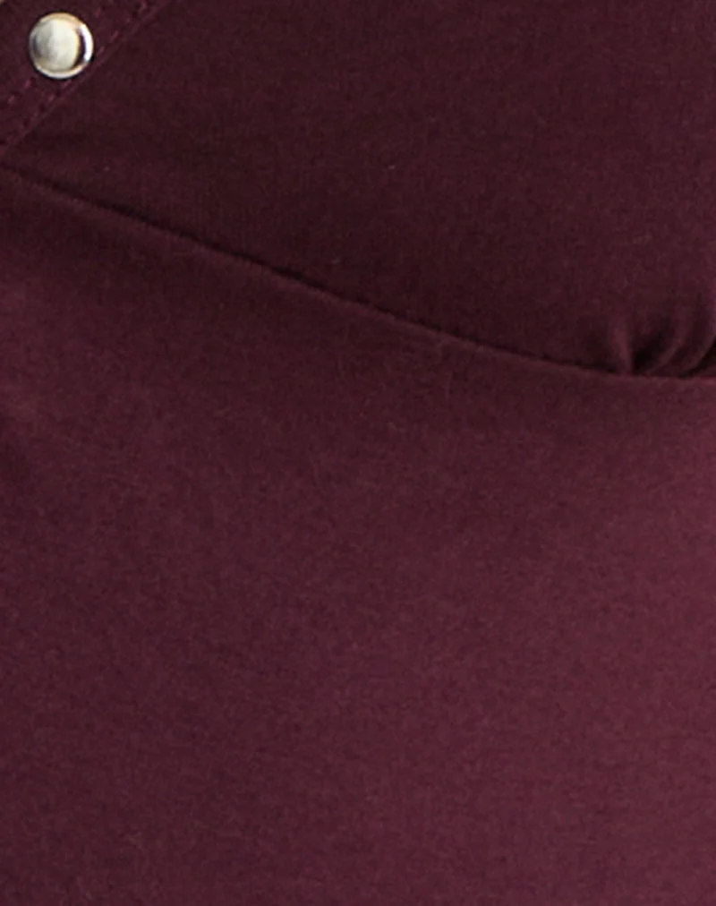 Haut Mioto à encolure en trou de serrure et dos nu, orné de clous, en rayonne, couleur prune foncé