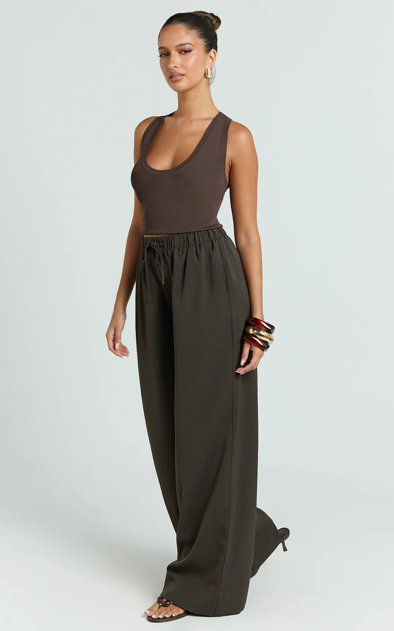 Nicole Pants - High Waist Elasticated Gathered Waist Wide Leg Pants in Chocolate