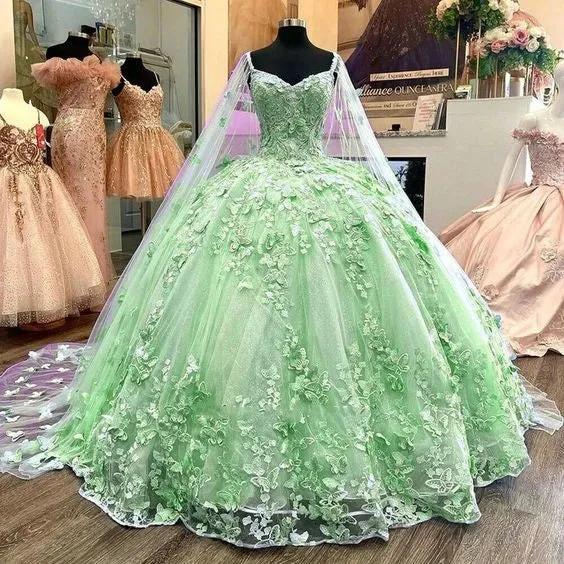 Superbe robe de soirée en tulle bleu coupe trapèze