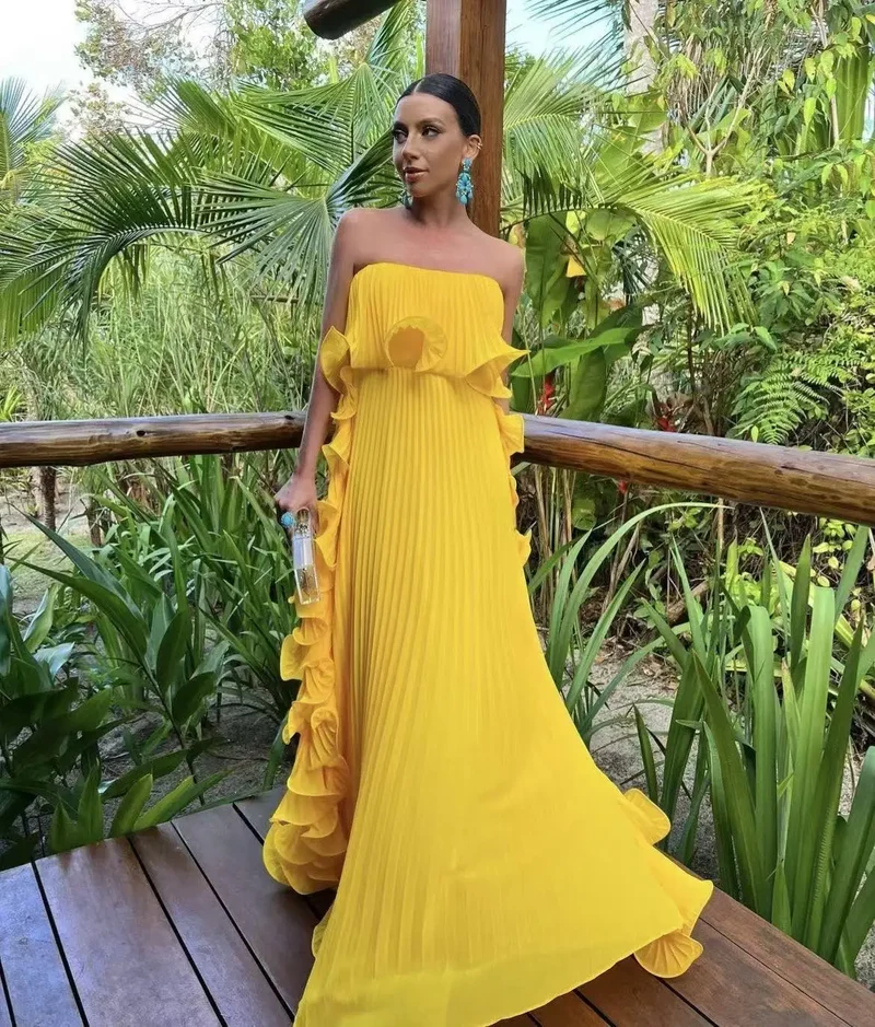 Robe cocktail chic bohème jaune