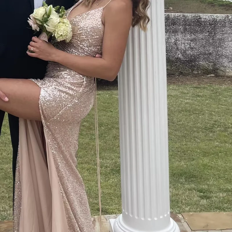 Robe de soirée à paillettes champagne clair