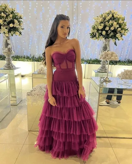 Robe de bal, robe de soirée longue rouge