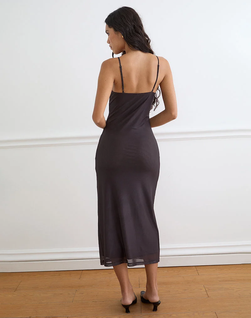 Robe midi Nori marron avec imprimé lotus orange vif