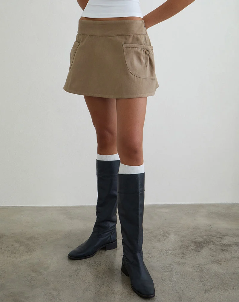 Mini-jupe Enyo en sergé kaki avec poche latérale