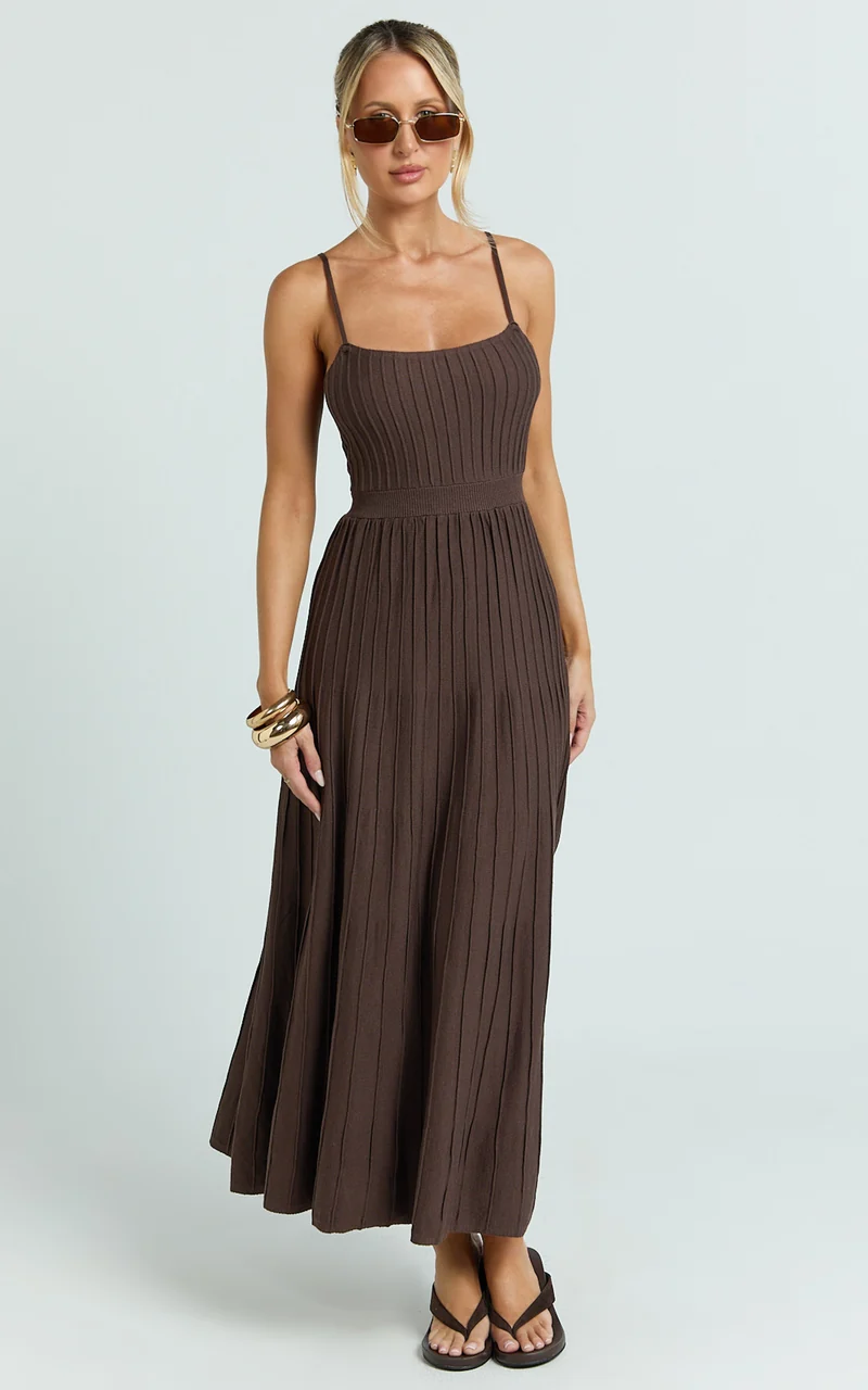 Donissa Midi Dress - Panelled Knit Dress in Chocolate