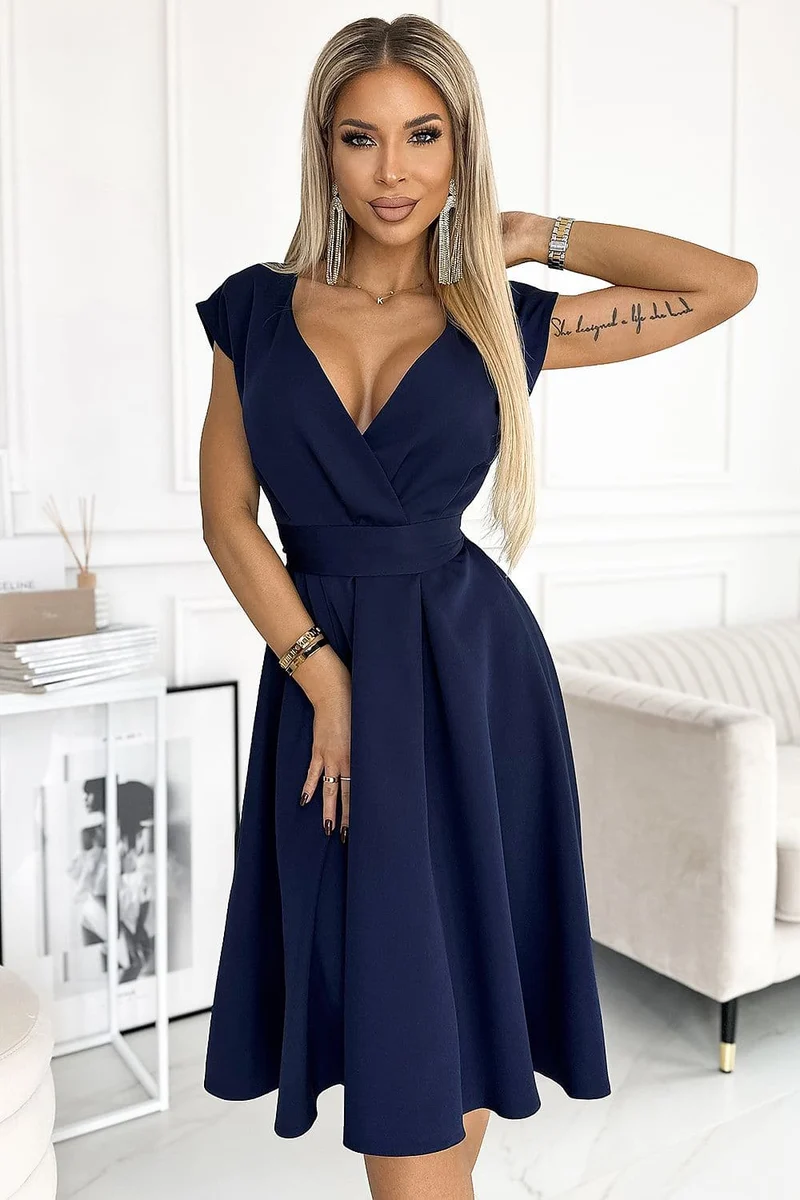 Robe chic bleu marine