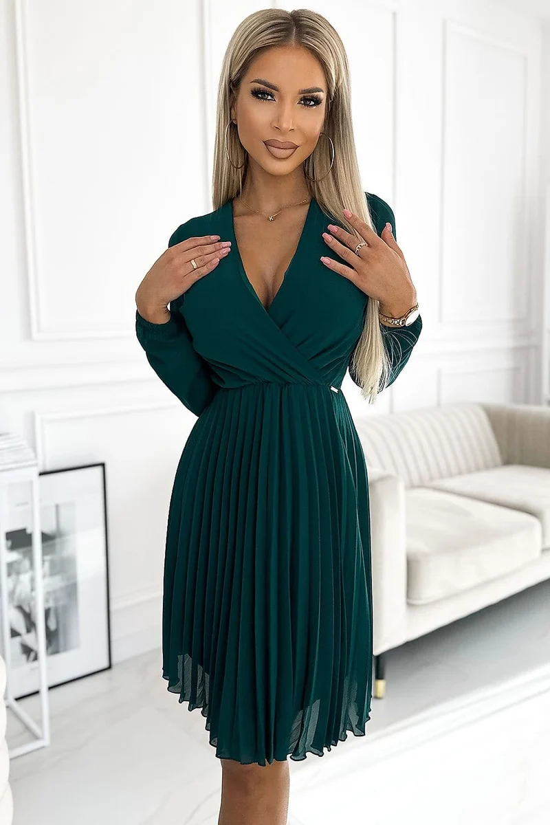 Robe verte courte plissée