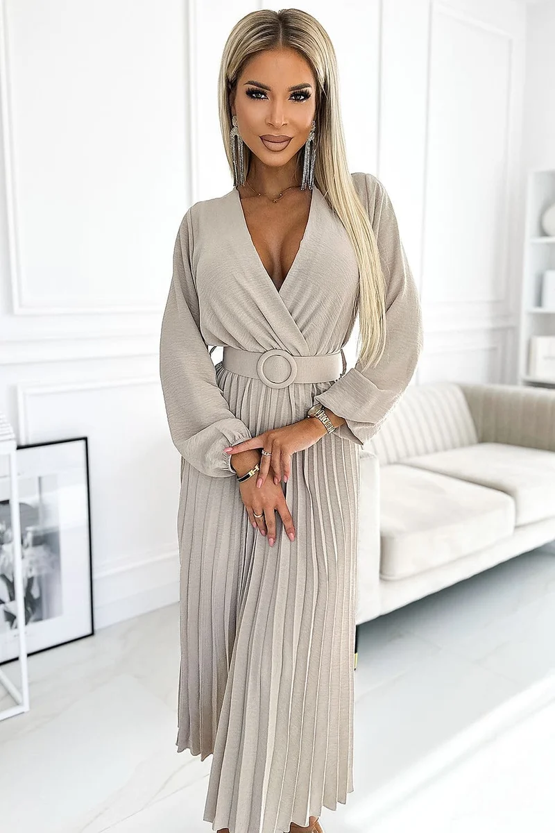 Robe plissée beige