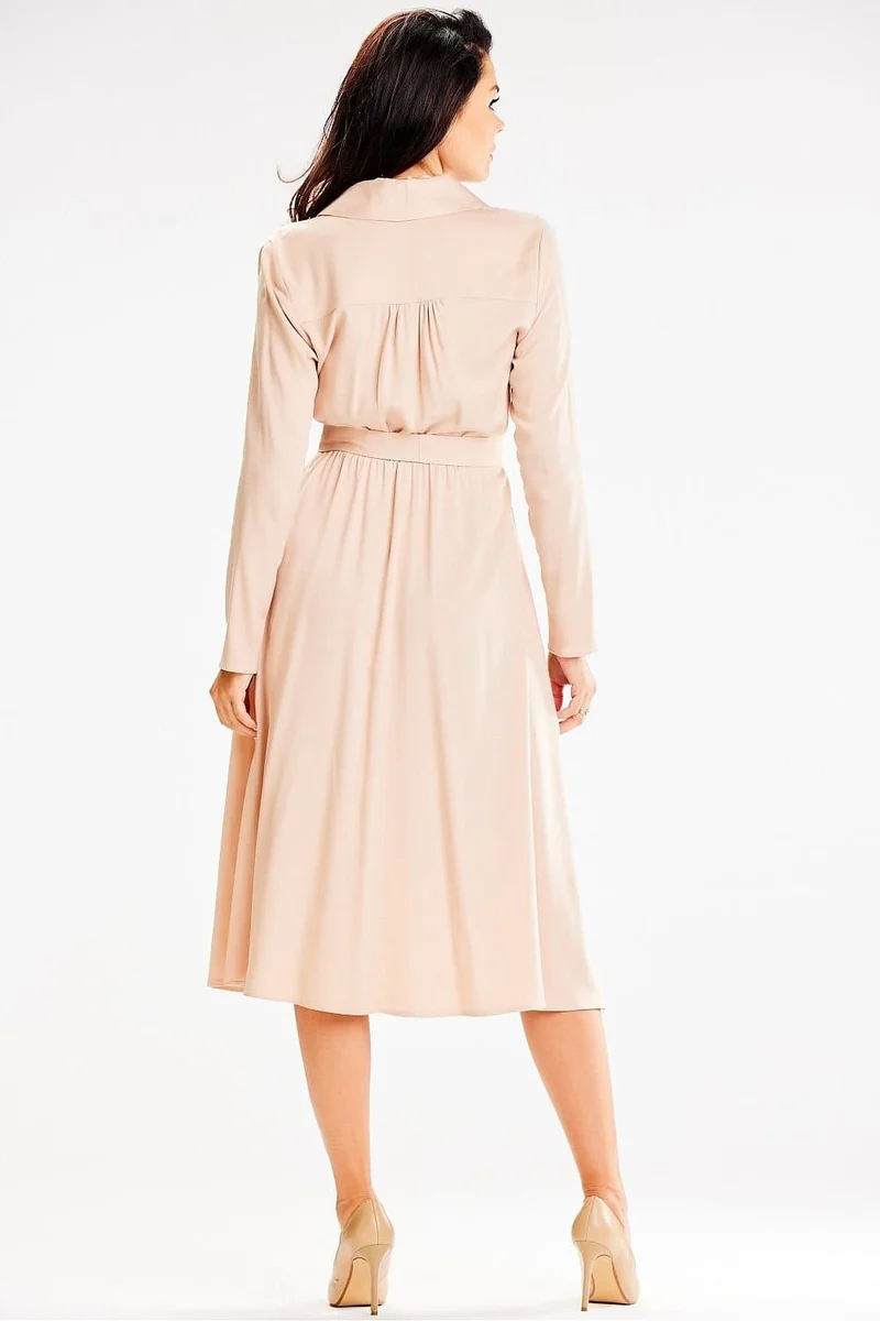 Robe beige habillée
