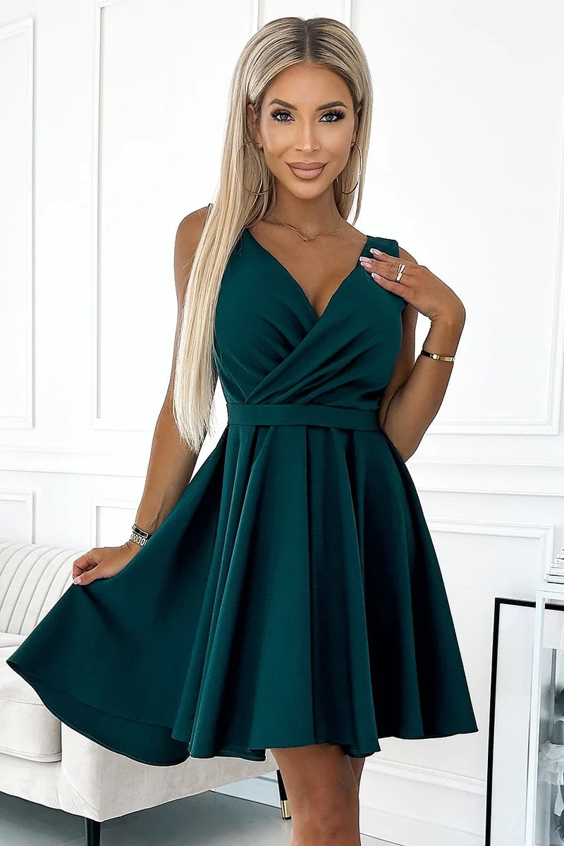 Robe asymétrique verte