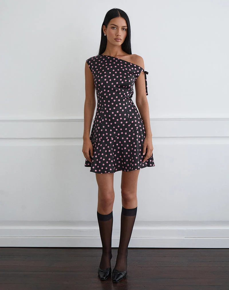 Mini-robe Maribel en satin noir parsemé de pois roses