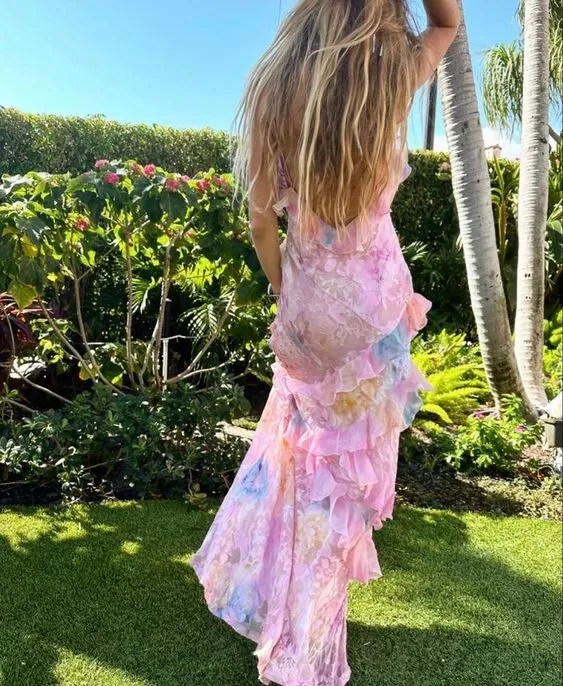 Robe de bal romantique à bretelles spaghetti et col en V, charmante robe de soirée formelle